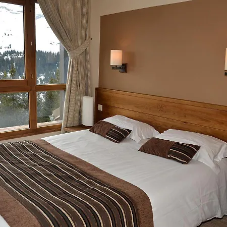 Apartment 3 Pieces Avec Cheminee, Acces Pistes, Piscine, Spa, Wifi - Montsoleil - Fr-1-425-140
