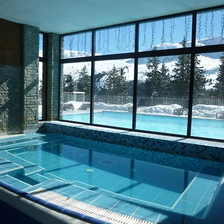 Apartment 3 Pieces Avec Cheminee, Acces Pistes, Piscine, Spa, Wifi - Montsoleil - Fr-1-425-140 *